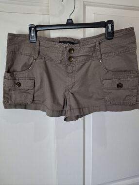 XOXO Jeans Utility Cargo Short - Taupe Women’s 13/14 Shorts